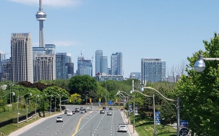 Driving in Canada: 10 Essential Facts to Know