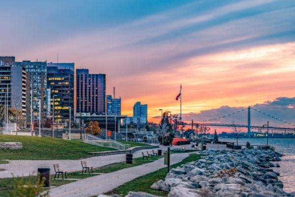 What to Know About Living in Windsor, Ontario