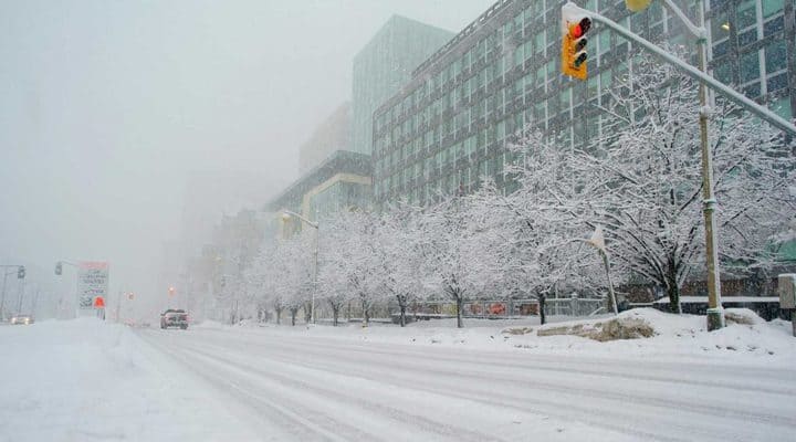 Living in Ottawa: a snow covered highway in Ottawa after a winter snowstorm